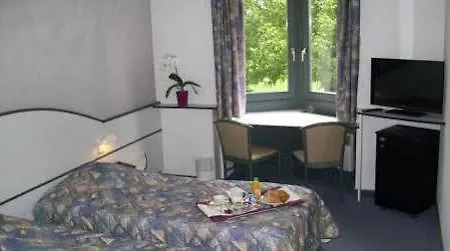 Hotel Hotel Restaurant La Tour Romaine - Haguenau - Strasbourg Nord Schweighouse-sur-Moder