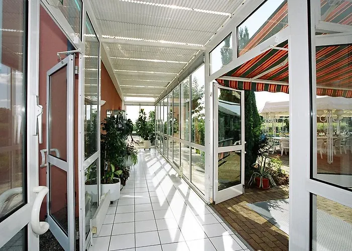 Szálloda Restaurant La Tour Romaine - Haguenau - Strasbourg Nord Schweighouse-sur-Moder